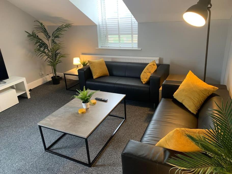 Fantastic Large 2 X Bedroom Flat, Free Parking Sale Exterior foto