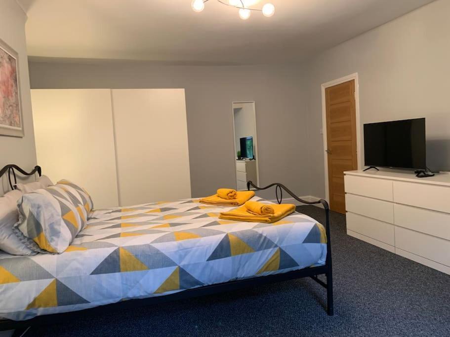 Fantastic Large 2 X Bedroom Flat, Free Parking Sale Exterior foto